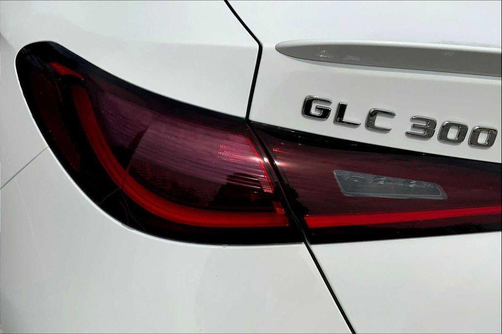 new 2025 Mercedes-Benz GLC 300 car, priced at $66,365