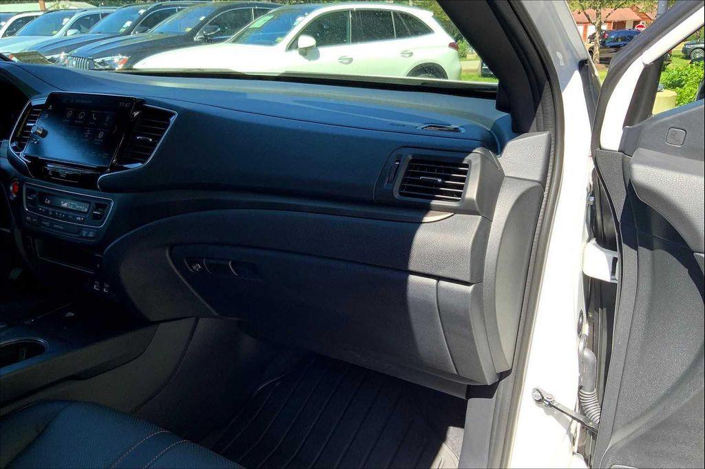 used 2024 Honda Ridgeline car, priced at $38,931