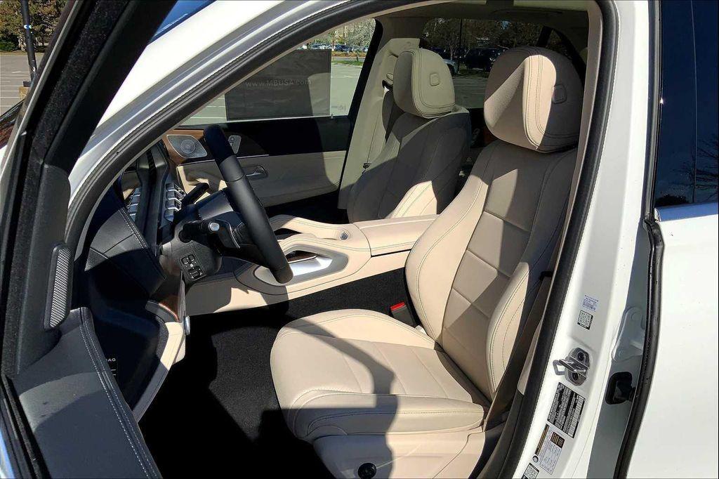 new 2026 Mercedes-Benz GLE 450 car, priced at $86,415