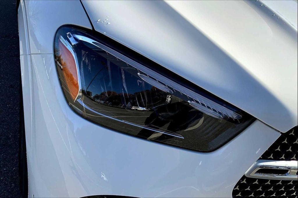 new 2026 Mercedes-Benz GLE 450 car, priced at $86,415