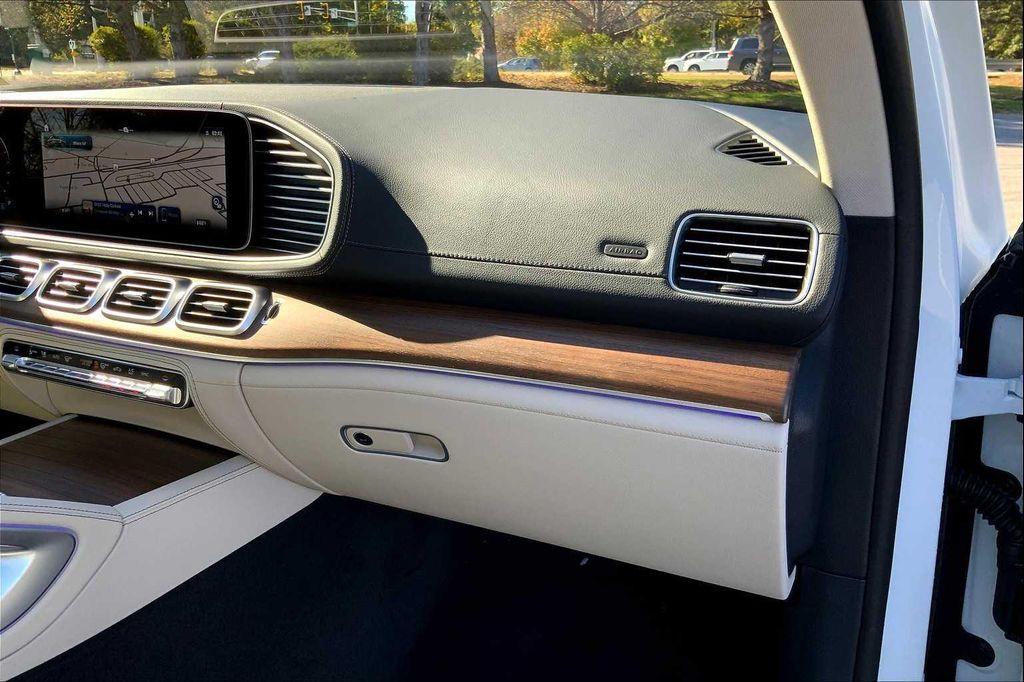 new 2026 Mercedes-Benz GLE 450 car, priced at $86,415