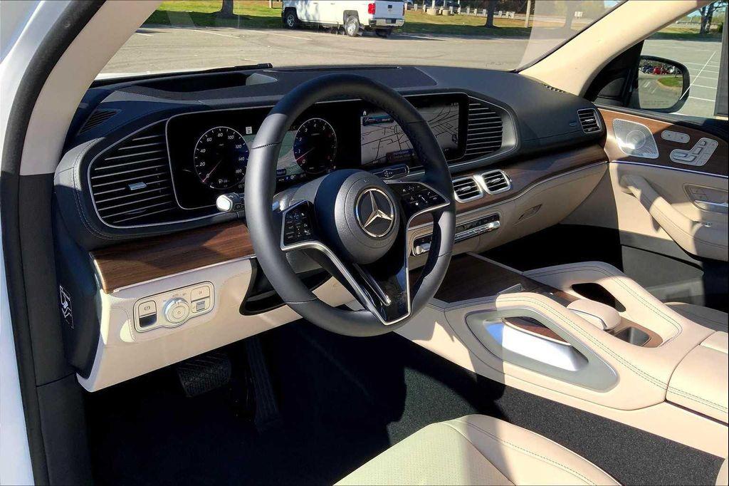 new 2026 Mercedes-Benz GLE 450 car, priced at $86,415