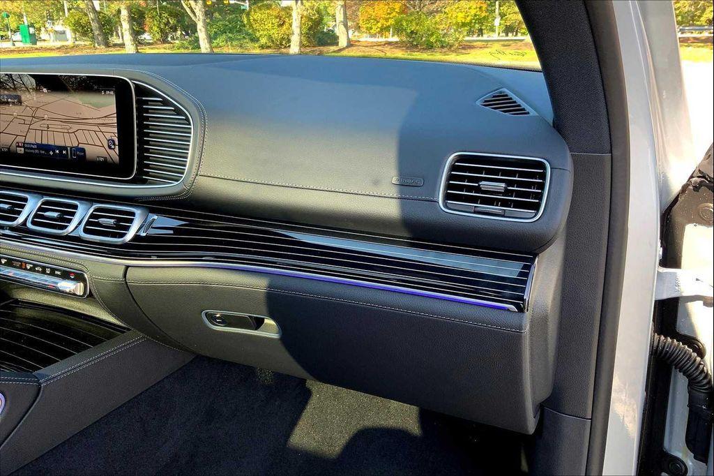 new 2026 Mercedes-Benz GLE 450 car, priced at $86,115