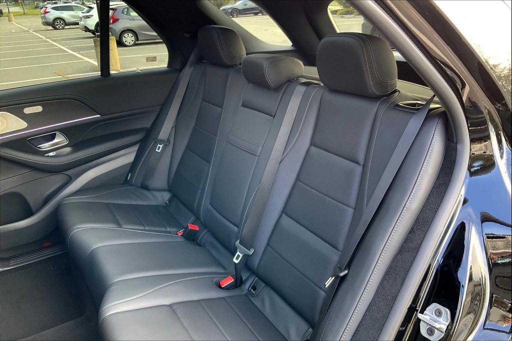 new 2026 Mercedes-Benz GLE 450 car, priced at $82,565