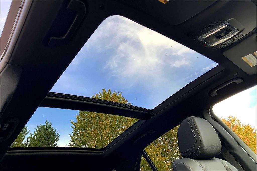 new 2026 Mercedes-Benz GLE 450 car, priced at $82,565
