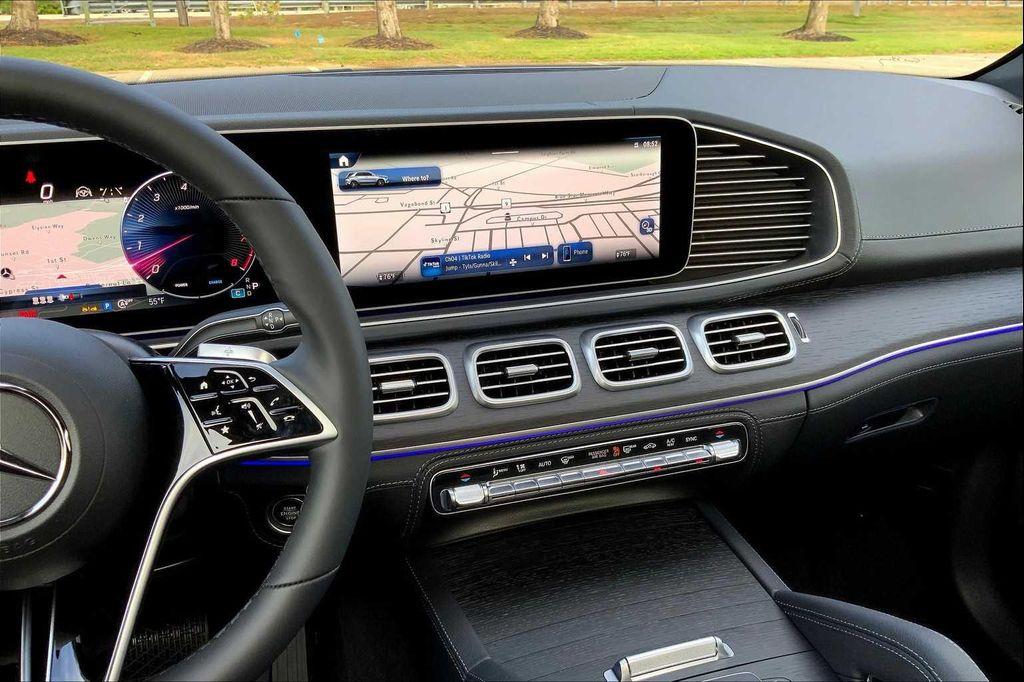 new 2026 Mercedes-Benz GLE 450 car, priced at $82,565