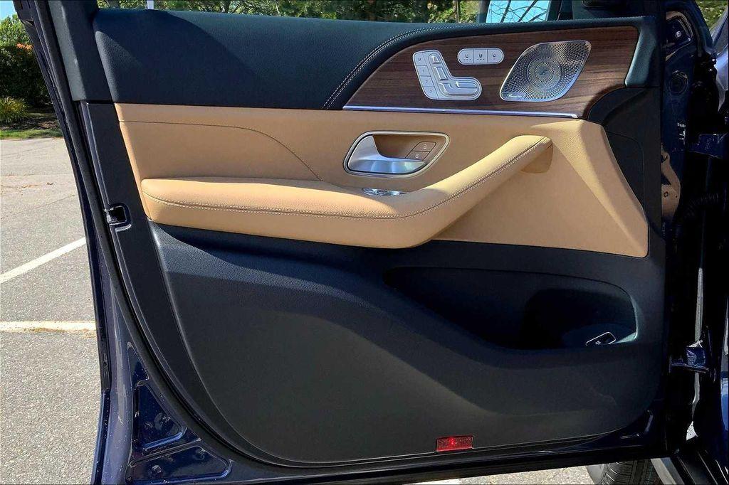 new 2026 Mercedes-Benz GLE 450 car, priced at $83,735