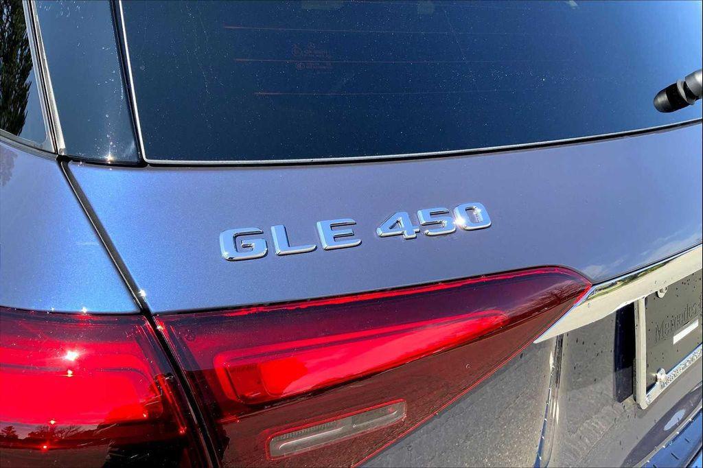 new 2026 Mercedes-Benz GLE 450 car, priced at $83,735
