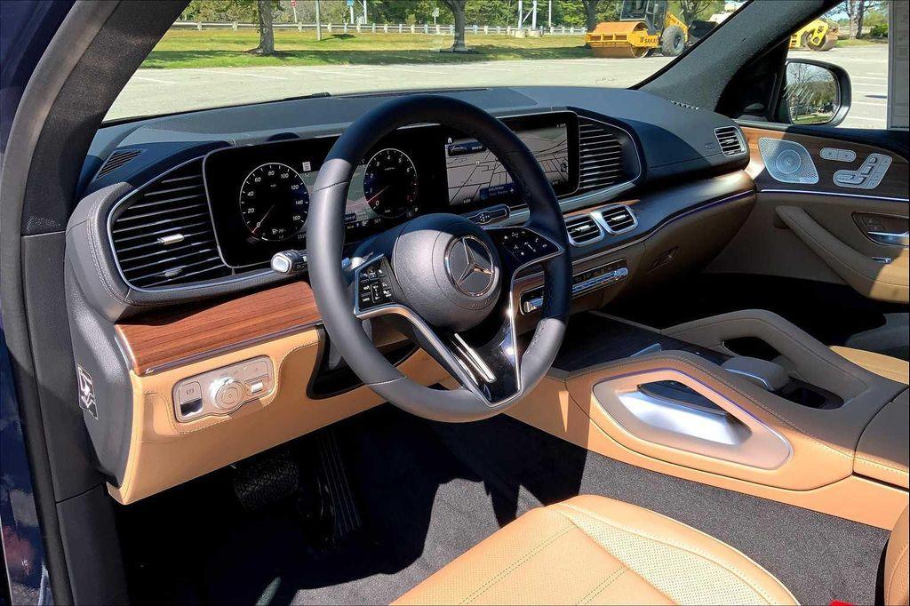 new 2026 Mercedes-Benz GLE 450 car, priced at $83,735