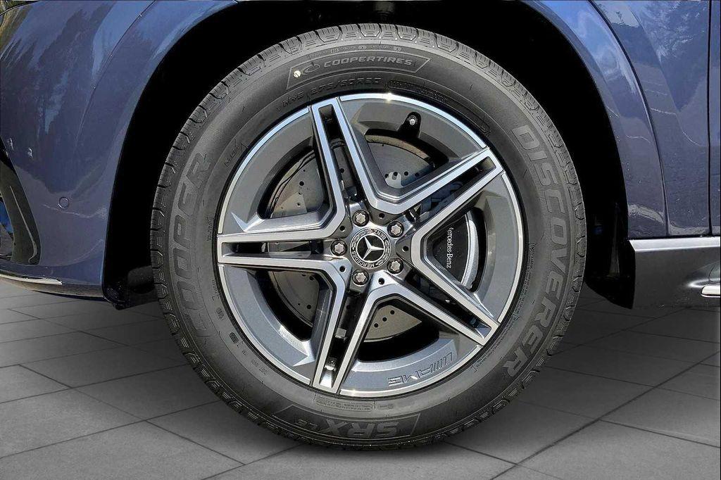 new 2026 Mercedes-Benz GLE 450 car, priced at $83,735