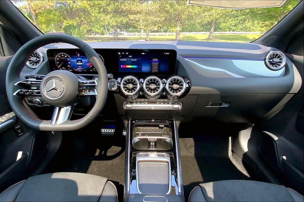 used 2025 Mercedes-Benz GLA 250 car, priced at $45,555