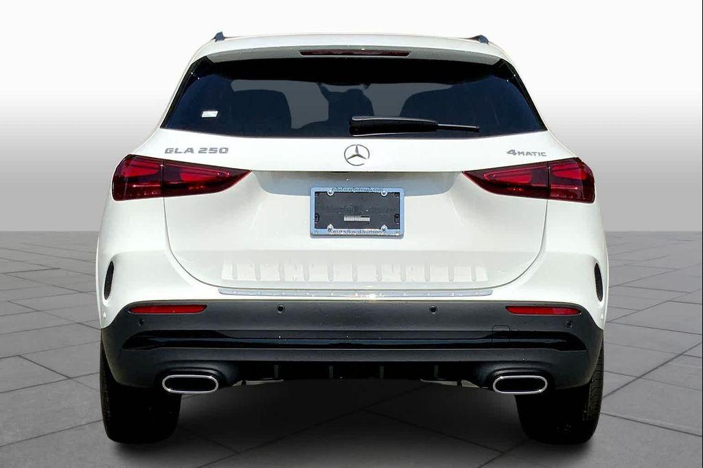 used 2025 Mercedes-Benz GLA 250 car, priced at $45,555