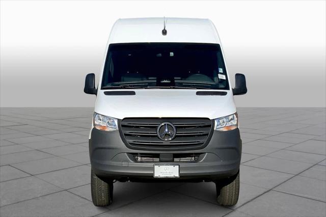 new 2025 Mercedes-Benz Sprinter 2500 car, priced at $70,178