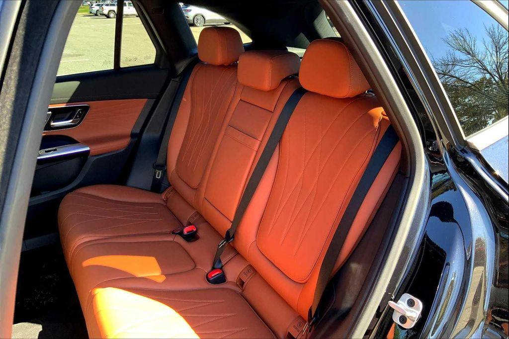 new 2026 Mercedes-Benz GLC 300 car, priced at $70,470