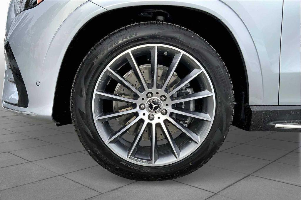 used 2025 Mercedes-Benz GLE 450e car, priced at $75,722