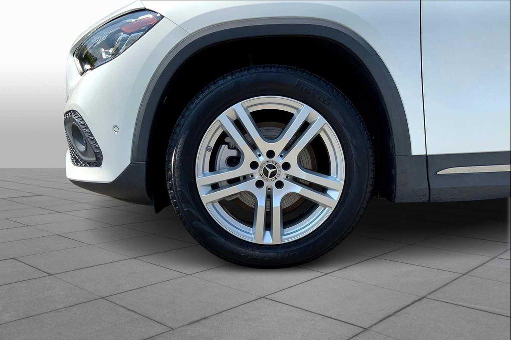 used 2022 Mercedes-Benz GLA 250 car, priced at $27,934