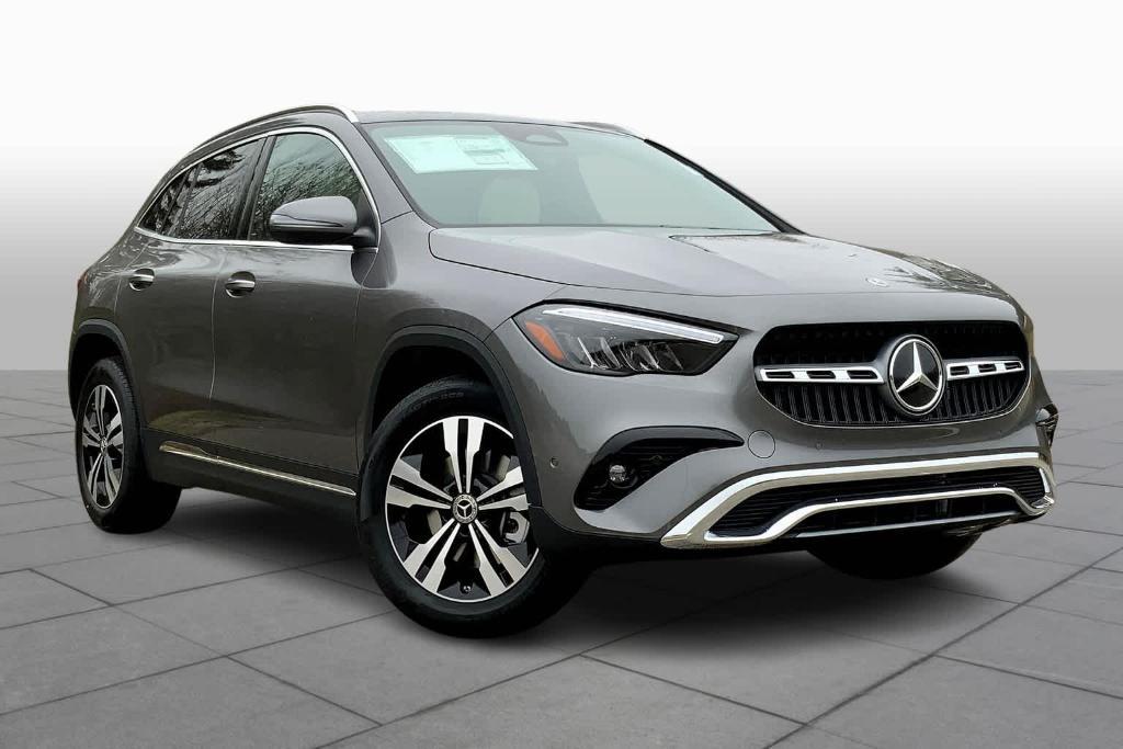 new 2024 Mercedes-Benz GLA 250 car, priced at $48,635