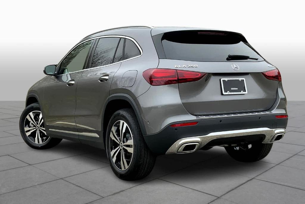 new 2024 Mercedes-Benz GLA 250 car, priced at $48,635