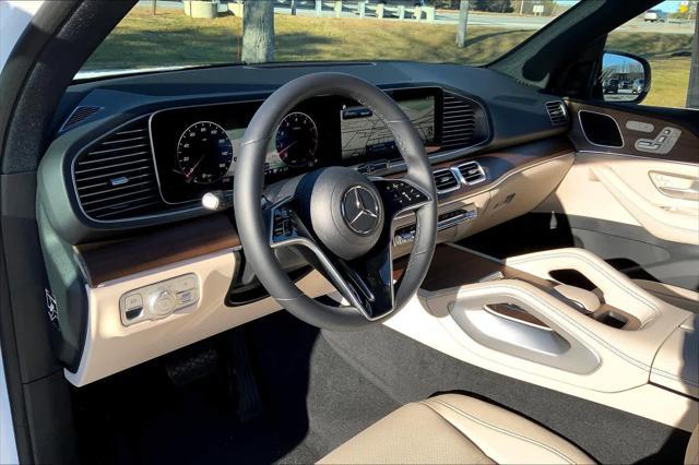 new 2025 Mercedes-Benz GLE 450 car, priced at $73,745