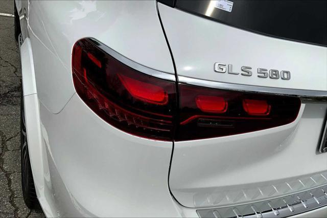 new 2025 Mercedes-Benz GLS 580 car, priced at $128,480
