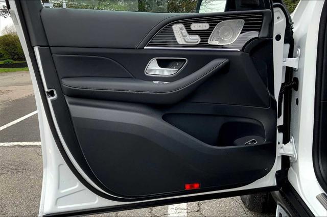 new 2025 Mercedes-Benz GLS 580 car, priced at $128,480