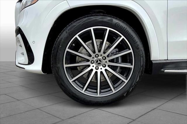 new 2025 Mercedes-Benz GLS 580 car, priced at $128,480