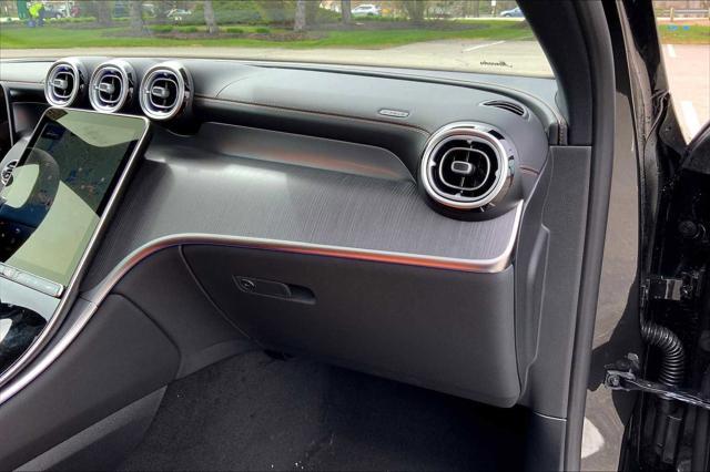 new 2025 Mercedes-Benz GLC 300 car, priced at $63,195