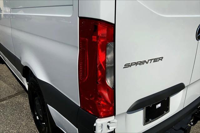 new 2024 Mercedes-Benz Sprinter 2500 car, priced at $63,192