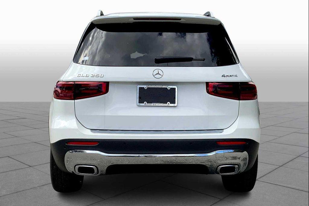 new 2026 Mercedes-Benz GLB 250 car, priced at $53,135