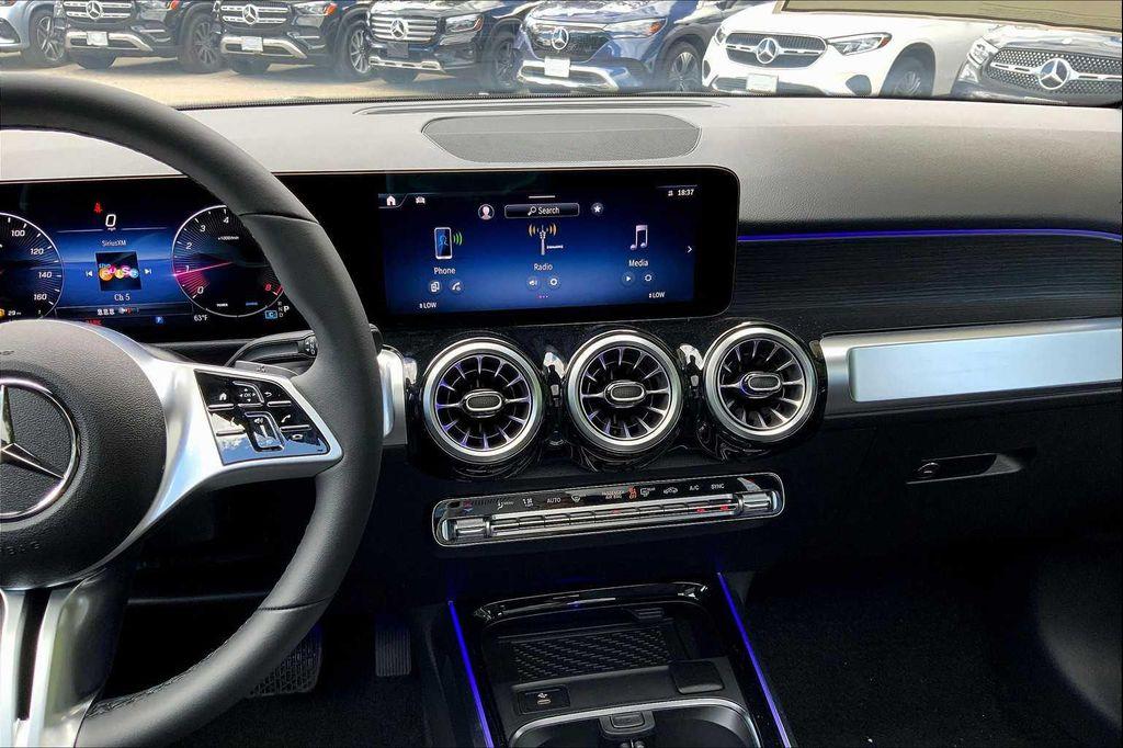 new 2026 Mercedes-Benz GLB 250 car, priced at $53,135