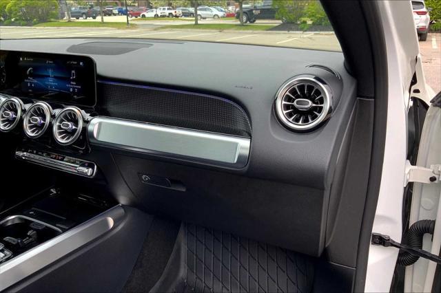 used 2021 Mercedes-Benz GLB 250 car, priced at $28,878