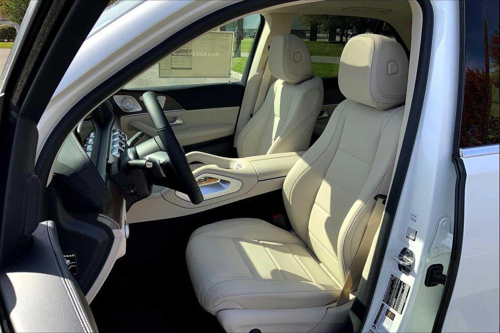 new 2026 Mercedes-Benz GLE 450 car, priced at $81,765