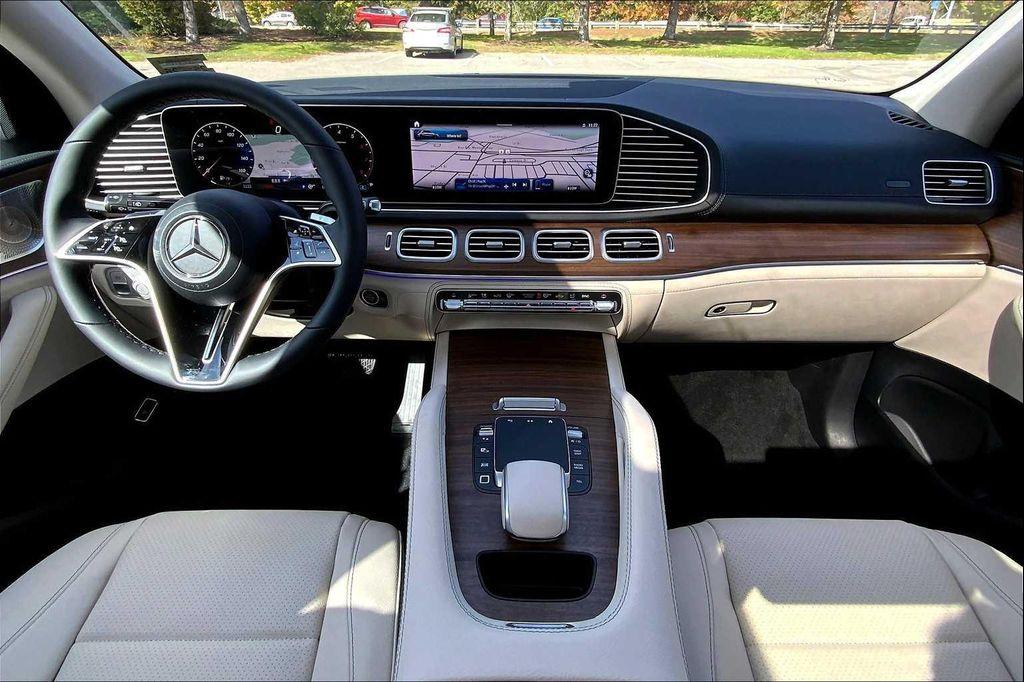 new 2026 Mercedes-Benz GLE 450 car, priced at $81,765