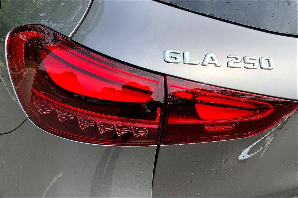 used 2025 Mercedes-Benz GLA 250 car, priced at $45,117