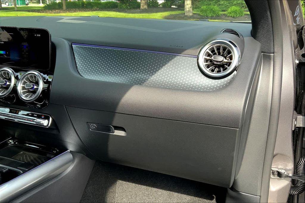 used 2025 Mercedes-Benz GLA 250 car, priced at $45,117