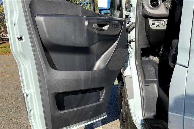 new 2025 Mercedes-Benz Sprinter 2500 car, priced at $80,188