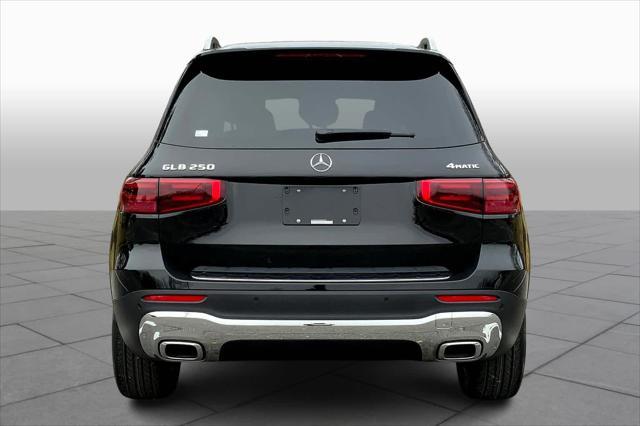 used 2025 Mercedes-Benz GLB 250 car