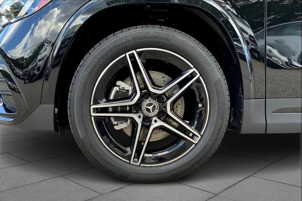 new 2026 Mercedes-Benz GLA 250 car, priced at $57,000