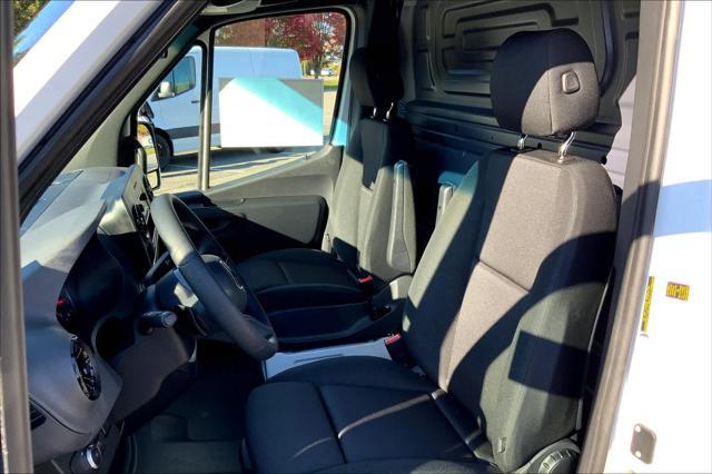 new 2025 Mercedes-Benz Sprinter 2500 car, priced at $57,110