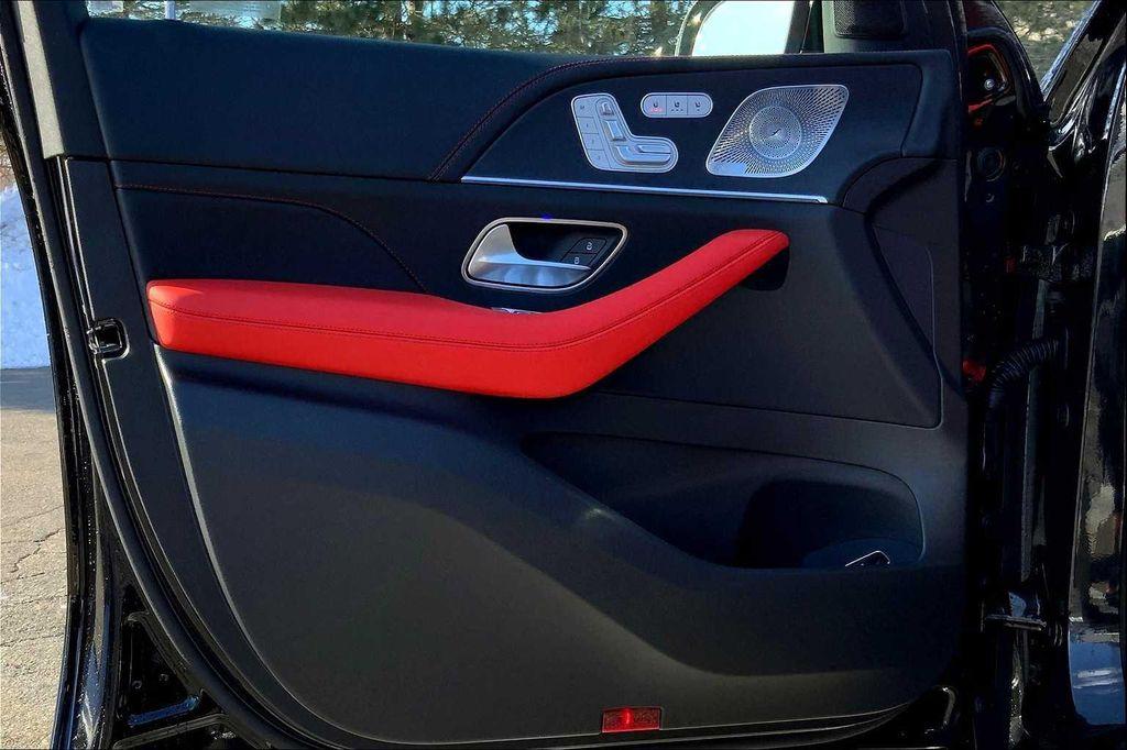 new 2025 Mercedes-Benz AMG GLE 53 car, priced at $96,525