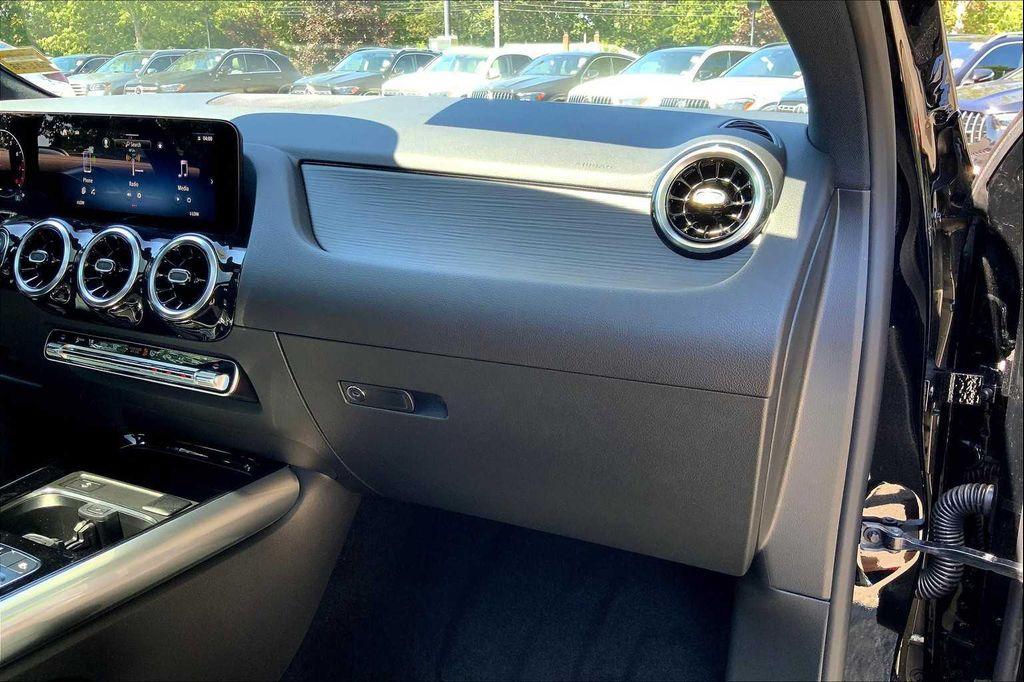 new 2026 Mercedes-Benz GLA 250 car, priced at $49,710