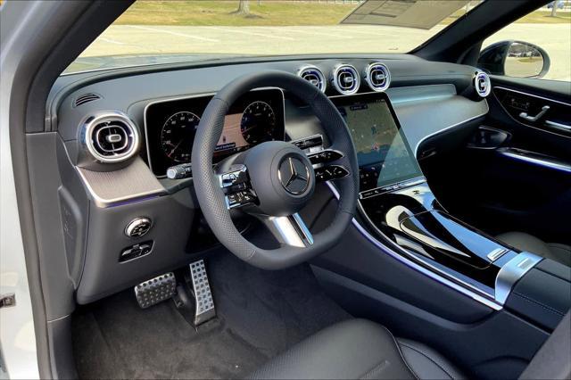 new 2025 Mercedes-Benz GLC 300 car, priced at $61,315