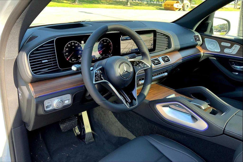 new 2026 Mercedes-Benz GLE 450 car, priced at $86,915
