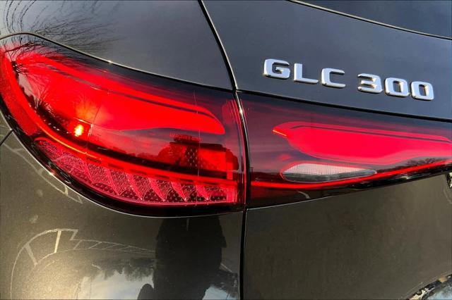 new 2025 Mercedes-Benz GLC 300 car, priced at $60,585