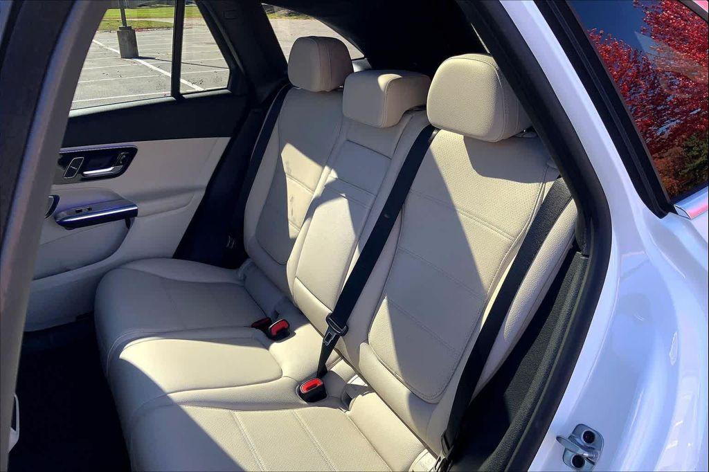 new 2026 Mercedes-Benz GLC 300 car, priced at $59,580
