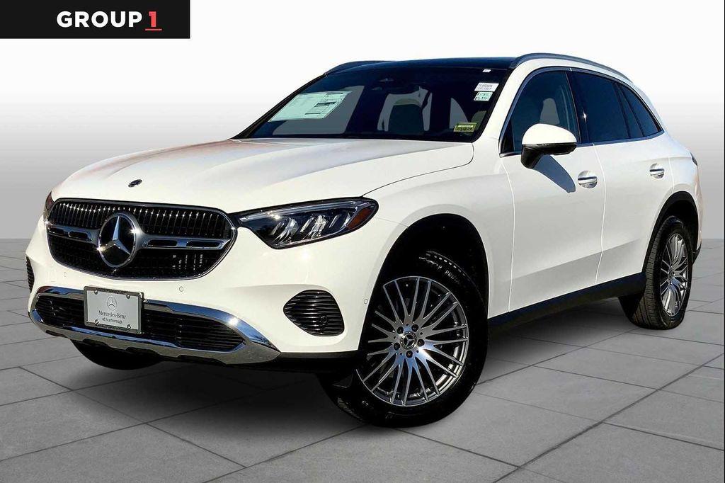 new 2026 Mercedes-Benz GLC 300 car, priced at $59,580