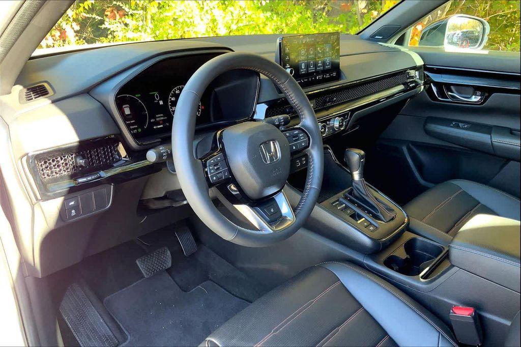 used 2023 Honda CR-V Hybrid car, priced at $36,151