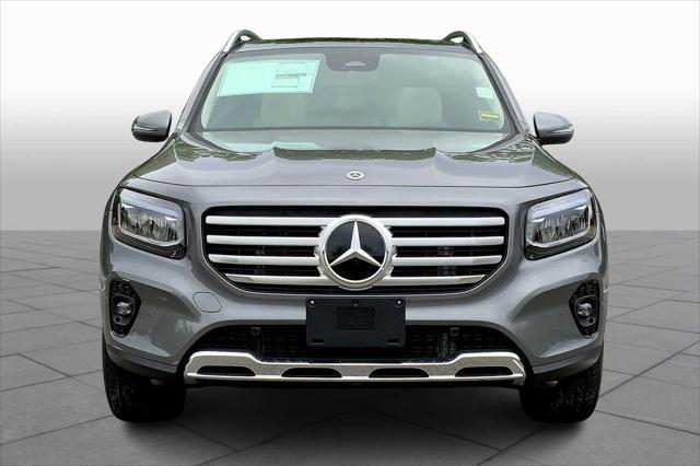 new 2025 Mercedes-Benz GLB 250 car, priced at $54,085