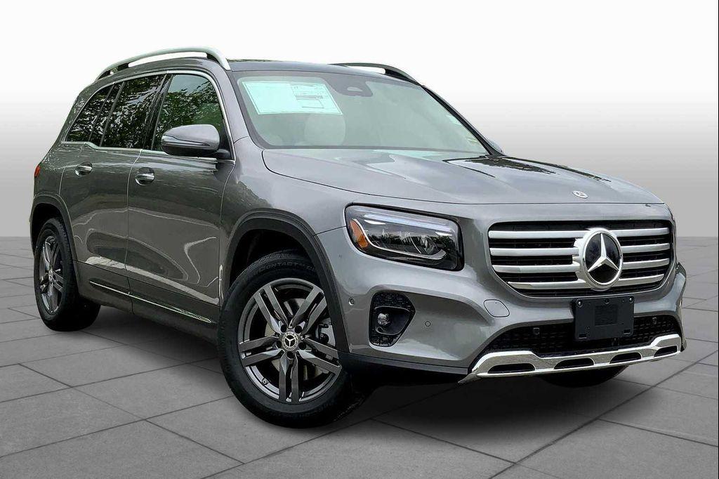 new 2025 Mercedes-Benz GLB 250 car, priced at $54,085