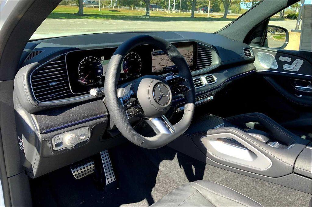 new 2026 Mercedes-Benz GLS 450 car, priced at $101,335